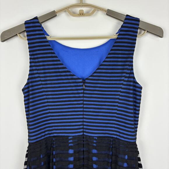 Muse Blue Black lace overlay sleeveless knee-length dress 6 twee - Picture 5 of 7